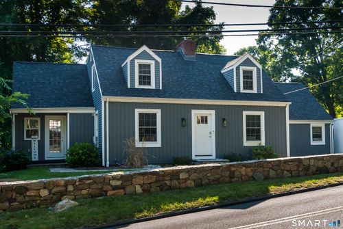 148 Middle River Rd, Danbury, CT, 06811-4339 | Card Image