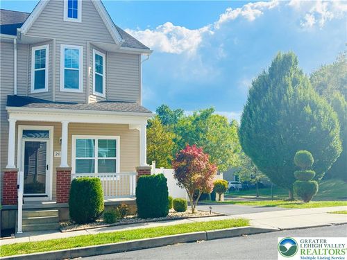 201 E Bird St, EASTON, PA, 18042-8782 | Card Image