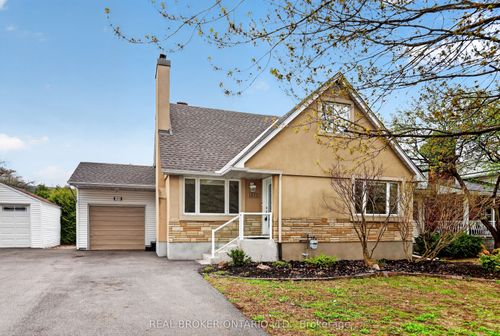 1572 Dorion Ave, Ottawa, ON, K1G0J6 | Card Image