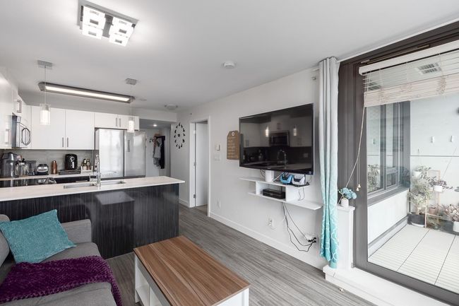 1201 - 2689 Kingsway, Condo with 1 bedrooms, 1 bathrooms and 1 parking in Vancouver BC | Image 8