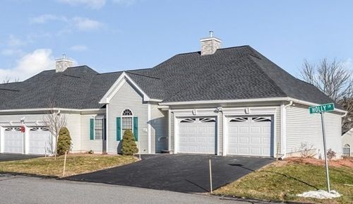 27-27 Holly Ln, Dracut, MA, 01826-2583 | Card Image