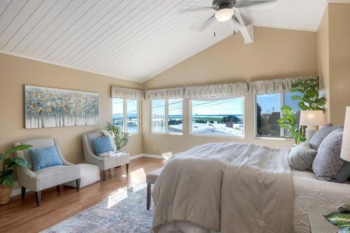 2935 Lloyd St, San Diego, CA, 92117-6029 | Card Image