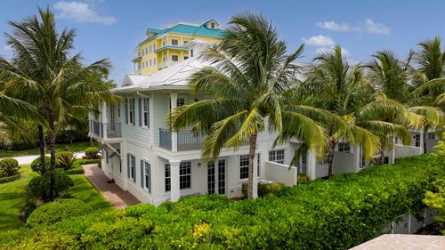 140 Ocean Breeze Dr, Juno Beach, FL, 33408-1100 | Card Image