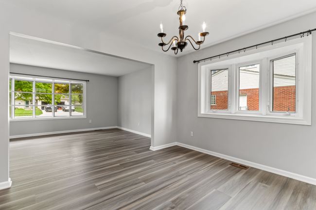 16592 Country Club Dr, House other with 3 bedrooms, 2 bathrooms and null parking in Livonia MI | Image 12