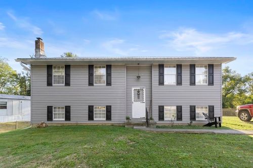 113 Karen Cir, Grayson, KY, 41143-7168 | Card Image