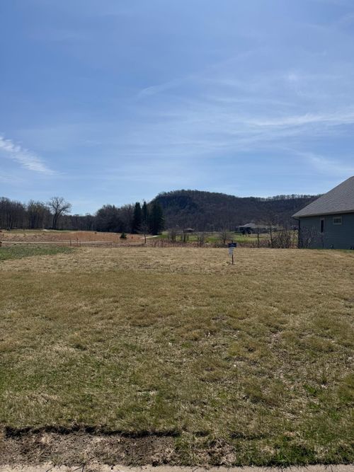 565 Cedar Drive, Lake City, MN, 55041 | Card Image