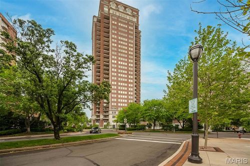 1301-150 Carondelet Plz, Clayton, MO, 63105 | Card Image