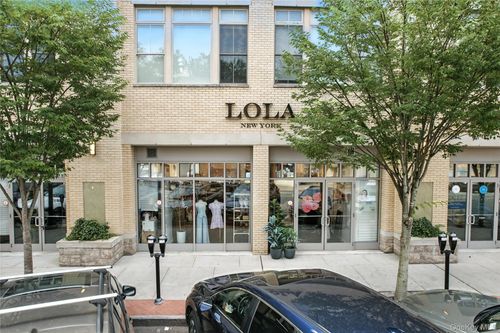 c-300 Columbus Ave, Eastchester, NY, 10707-2553 | Card Image