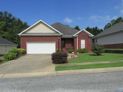 24 Hannah Lane, Sylacauga, AL, 35150 | Card Image