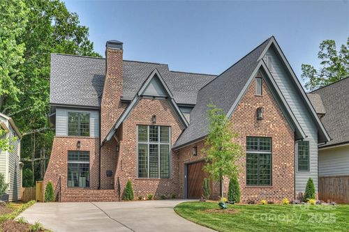 2921 Windsor Ave, Charlotte, NC, 28209-1325 | Card Image