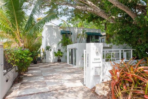 0-2848 Sw 22nd Ave, Miami, FL, 33133-3949 | Card Image