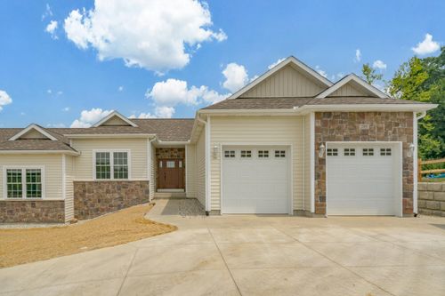 205 Ridgeview, Battle Creek, MI, 49015-7641 | Card Image
