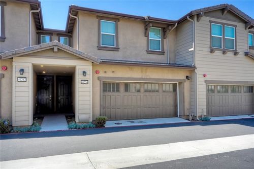 40256 Birchfield Dr, Temecula, CA, 92591-6034 | Card Image