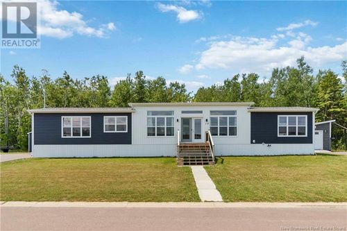 13 Rue De Monts, Shediac, NB, E4P0V6 | Card Image