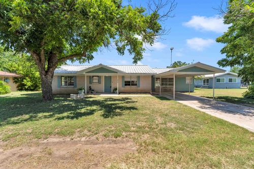 210 Robin Rd, Highland Haven, TX, 78654-9781 | Card Image