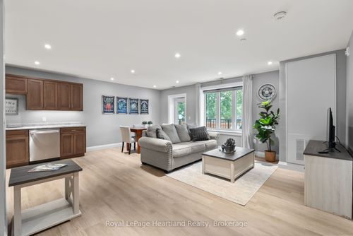 104-187 Victoria St W, Huron, ON, N0G2W0 | Card Image