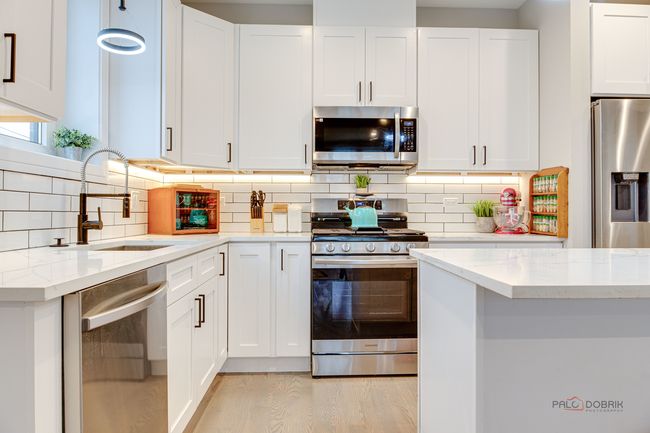 1S - 2500 N 74 Th Ave, Condo with 3 bedrooms, 3 bathrooms and 2 parking in Elmwood Park IL | Image 10