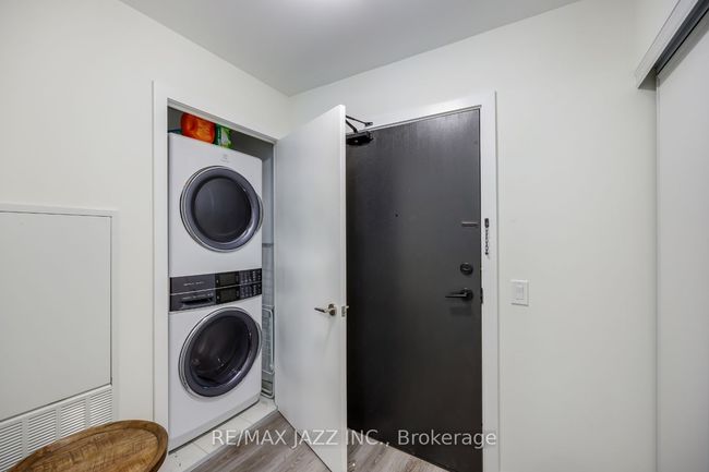 315 - 1480 Bayly St, Condo with 2 bedrooms, 1 bathrooms and 1 parking in Pickering ON | Image 6