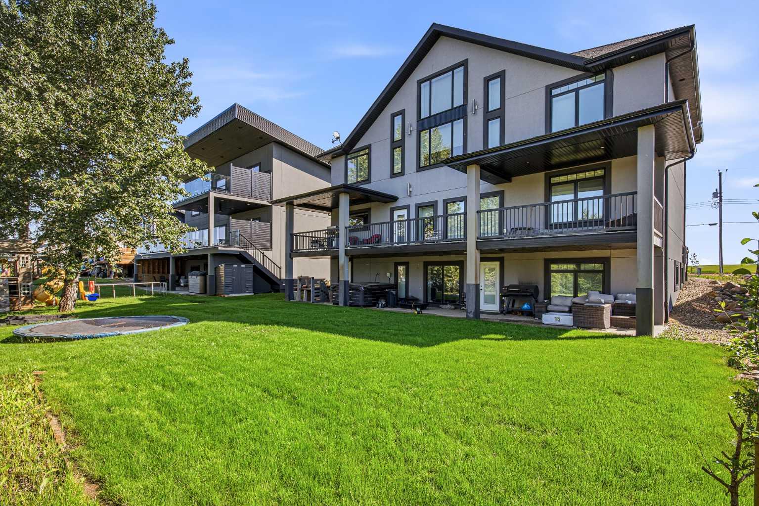 Residential in Sandy Beach (Sask)