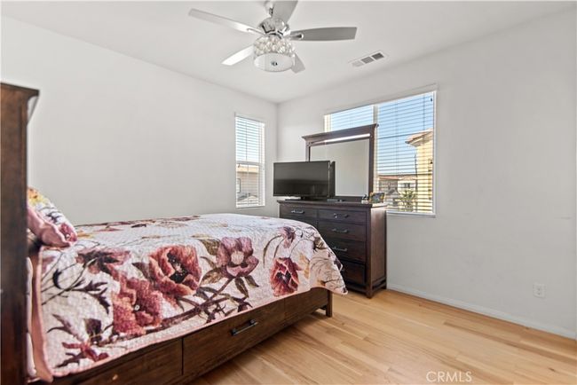 168 Royal Way, Condo with 2 bedrooms, 3 bathrooms and 2 parking in Upland CA | Image 16