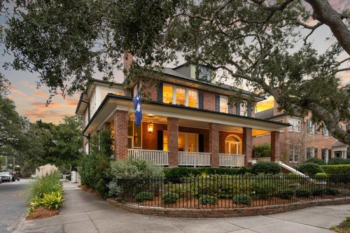 106 S Battery St, Charleston, SC, 29401-2322 | Card Image