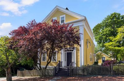 16 Halsey Street, Home with 8 bedrooms, 4 bathrooms and 6 parking in Providence RI | Image 2