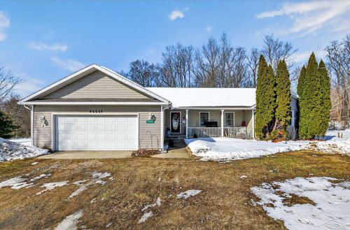 46664 County Road 374, Paw Paw, MI, 49079-8347 | Card Image