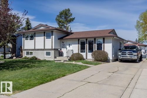 9504 96 St, Morinville, AB, T8R1H8 | Card Image