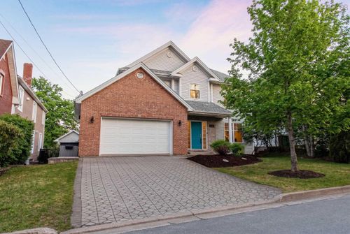 5706 Southwood Dr, Halifax, NS, B3H4P4 | Card Image