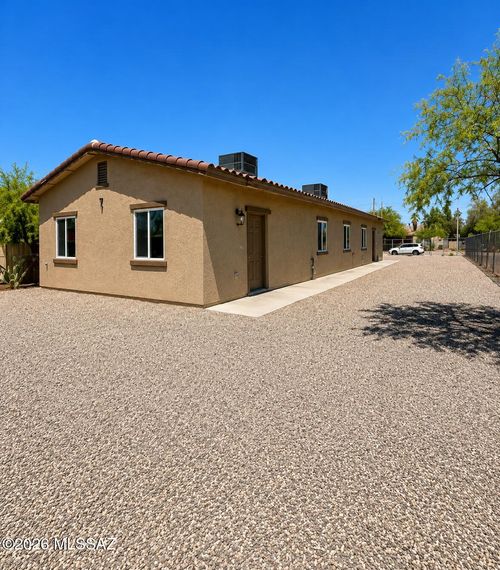 3468 S 9th Avenue, Tucson, AZ, 85713 | Card Image