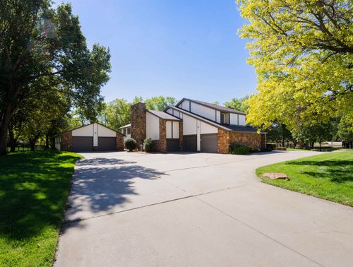 13501 Rolling Hills Dr, Wichita, KS, 67235-8231 | Card Image