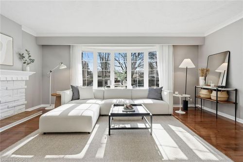 227 Walden Dr, Burlington, ON, L7N2A7 | Card Image