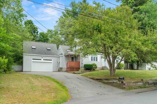 4 Elmer Dr, Nashua, NH, 03062-1723 | Card Image