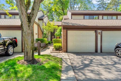24177 Evergreen Rd, Southfield, MI, 48075-5556 | Card Image
