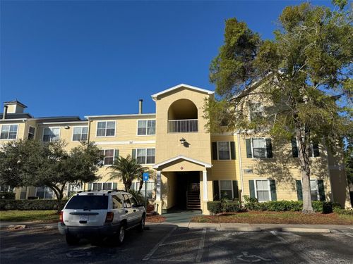 18575 Bridle Club Dr, TAMPA, FL, 33647-1787 | Card Image