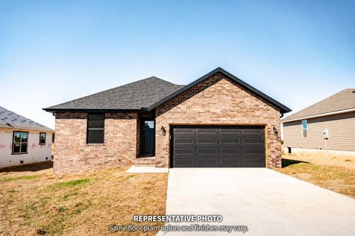 1014 Fenli Avenue, Monett, MO, 65708 | Card Image