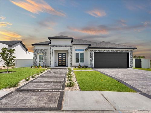 2313 Trinity Ave, McAllen, TX, 78504-7006 | Card Image