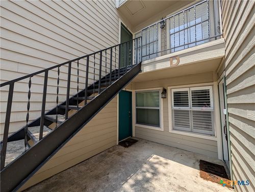 unit-d5-551 Terminal Loop Rd, McQueeney, TX, 78123-3270 | Card Image
