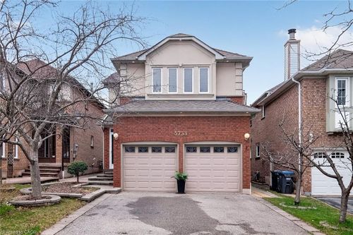 5733 Tayside Cres, Mississauga, ON, L5M5J4 | Card Image