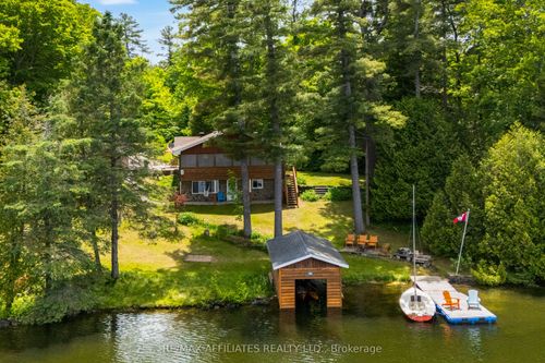 1094 Snye Rd, White Lake, ON, K0A3L0 | Card Image