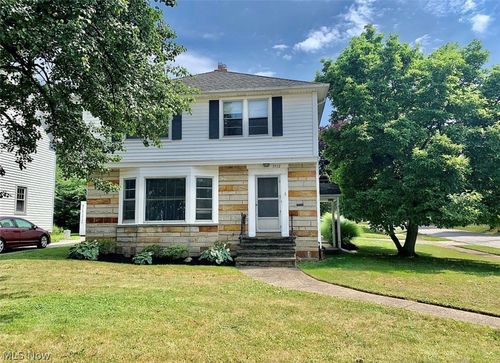 3932 Meadowbrook Blvd, University Heights, OH, 44118-4437 | Card Image