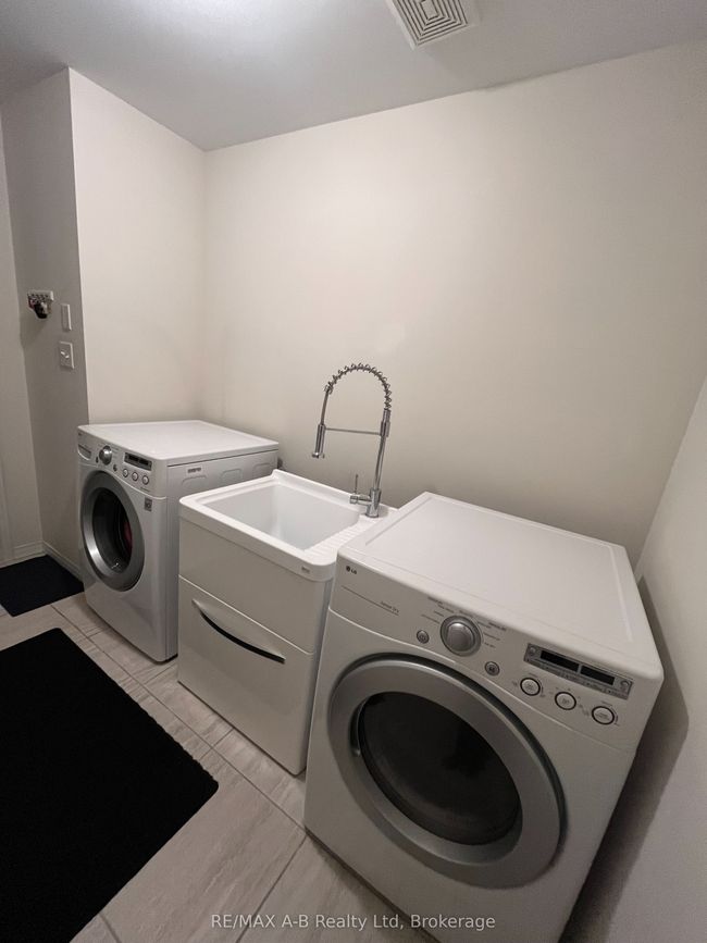 19 - 19 Valleyside Lane, Condo with 3 bedrooms, 3 bathrooms and 1 parking in Dundas ON | Image 25
