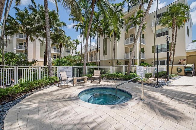 300 - 7598 Sw 102 Nd St, Condo with 3 bedrooms, 3 bathrooms and null parking in Pinecrest FL | Image 26