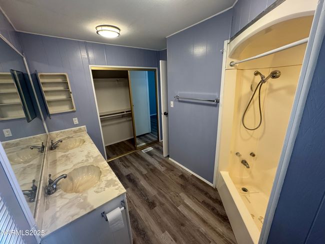 155 Molly Cir, House other with 3 bedrooms, 2 bathrooms and 3 parking in Sun Valley NV | Image 11