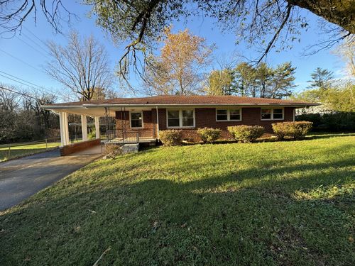 18 W Bel Air Blvd, Clarksville, TN, 37042-4007 | Card Image