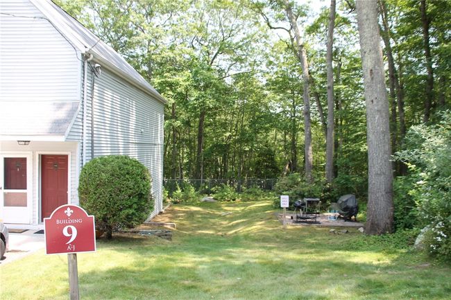 J - 9 Apache Dr, Condo with 2 bedrooms, 1 bathrooms and 2 parking in Westerly RI | Image 17