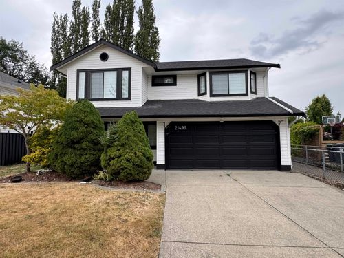 21499 51b Ave, Langley, BC, V3A5B8 | Card Image