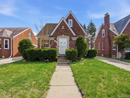 8160 Lantz St, Detroit, MI, 48234-3303 | Card Image