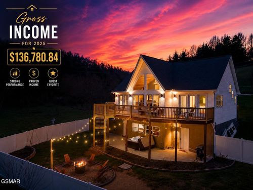 3885 Katelyns Ln, Sevierville, TN, 37876-6131 | Card Image