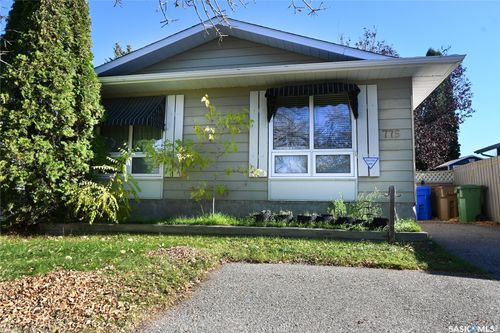 775 Hayworth Crescent N, Regina, SK, S4X1X8 | Card Image